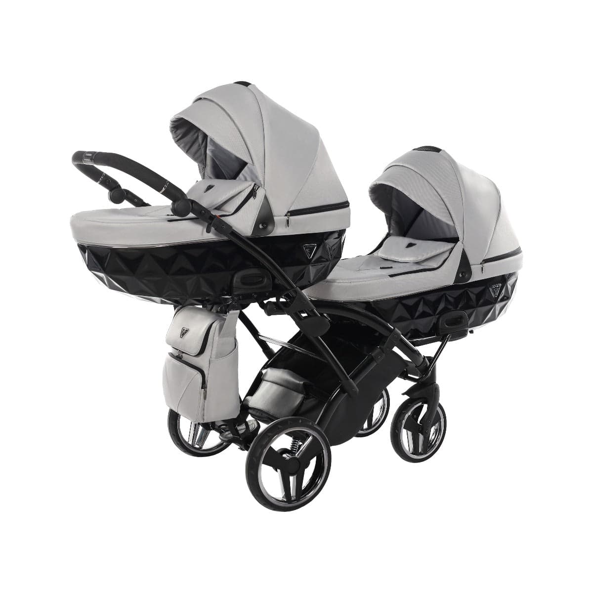 Junama Diamond Basic Gemellare Slim V2 2 in 1 Light Grey/Telaio Nero in Passeggini gemellari e doppi La Casa Del Bebè - Napoli, commercioVirtuoso.it