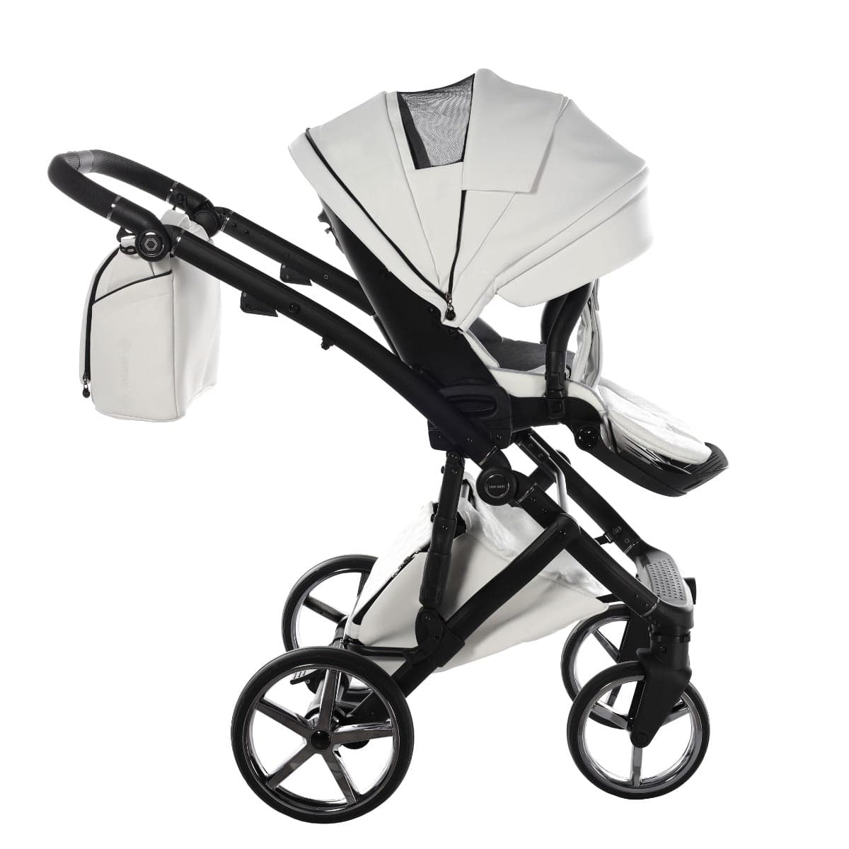 Trio Antes Baby Monogram Bianco Telaio Silver in Sistemi modulari La Casa Del Bebè - Napoli, commercioVirtuoso.it