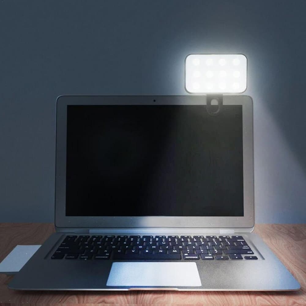 LUCE RICARICABILE VIDEO LED PORTATILE PANNELLO LUMINOSO CON CLIP USB RIPRESE TELEFONO in Torce video Trade Shop italia - Napoli, commercioVirtuoso.it