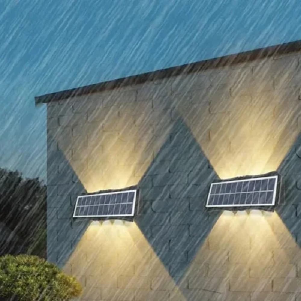 LAMPADA PANNELLO SOLARE DA PARETE CON 10 LED IMPERMEABILI ILLUMINAZIONE ESTERNA in Lampade da parete Trade Shop italia - Napoli, commercioVirtuoso.it