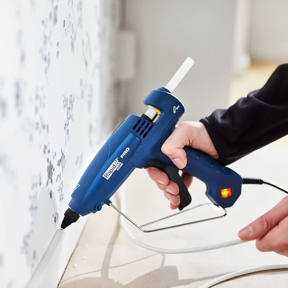 PISTOLA PER COLLA A CALDO EG320 CONTROLLO TEMPERATURA AUTOREGOLATO A 195°C UGELLO INTERCAMBIABILE in Pistole per colla Trade Shop italia - Napoli, commercioVirtuoso.it