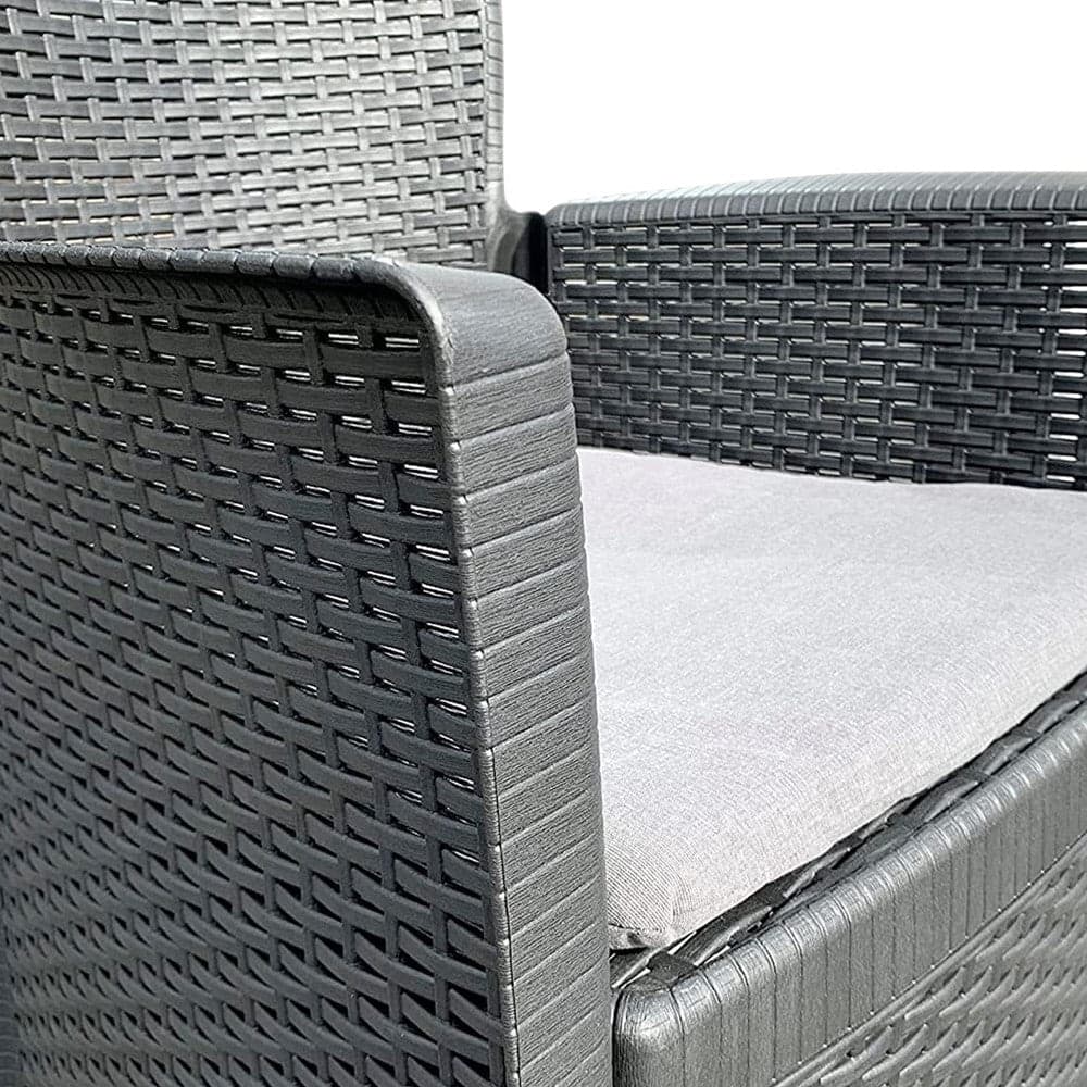 SET SALOTTO CON TAVOLINO 2 POLTRONE ANTRACITE EFFETTO RATTAN CON CUSCINI GIARDINO 591042 in Divanetti Trade Shop italia - Napoli, commercioVirtuoso.it