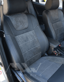 Coprisedili su misura per Toyota Corolla (E120) (2000-2006), Leather Style in Set per interni Autooggetti.it - Roma, commercioVirtuoso.it