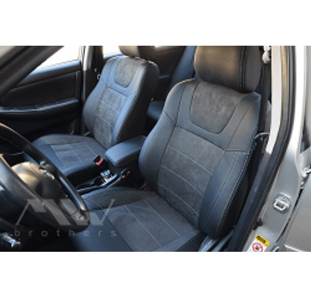 Coprisedili su misura per Toyota Corolla (E120) (2000-2006), Leather Style in Set per interni Autooggetti.it - Roma, commercioVirtuoso.it