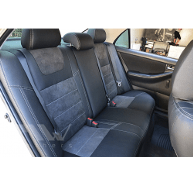 Coprisedili su misura per Toyota Corolla (E120) (2000-2006), Leather Style in Set per interni Autooggetti.it - Roma, commercioVirtuoso.it