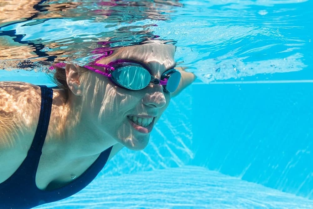 OCCHIALINI DA NUOTO PISCINA A SPECCHIO PROTEZIONE UV OCEAN SWELL 14+ ANNI 3 COLORI 21066 in Occhialini Trade Shop italia - Napoli, commercioVirtuoso.it