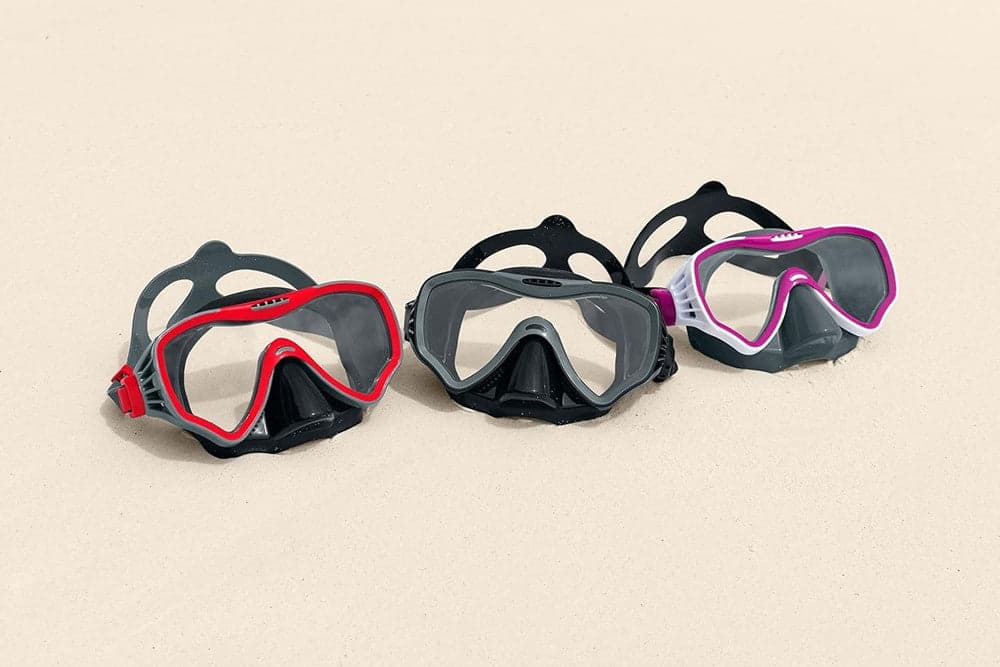 MASCHERA IMMERSIONI CRUSADER PRO CINTURINO SILICONE REGOLABILE 14+ ANNI 3 COLORI 22074 in Tagliatrici al plasma Trade Shop italia - Napoli, commercioVirtuoso.it