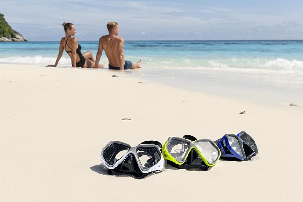 MASCHERA DOMINATOR PRO PER IMMERSIONI SOTTOMARINE NUOTO DA 14+ ANNI 3 COLORI 22075 in Kit di accessori Trade Shop italia - Napoli, commercioVirtuoso.it