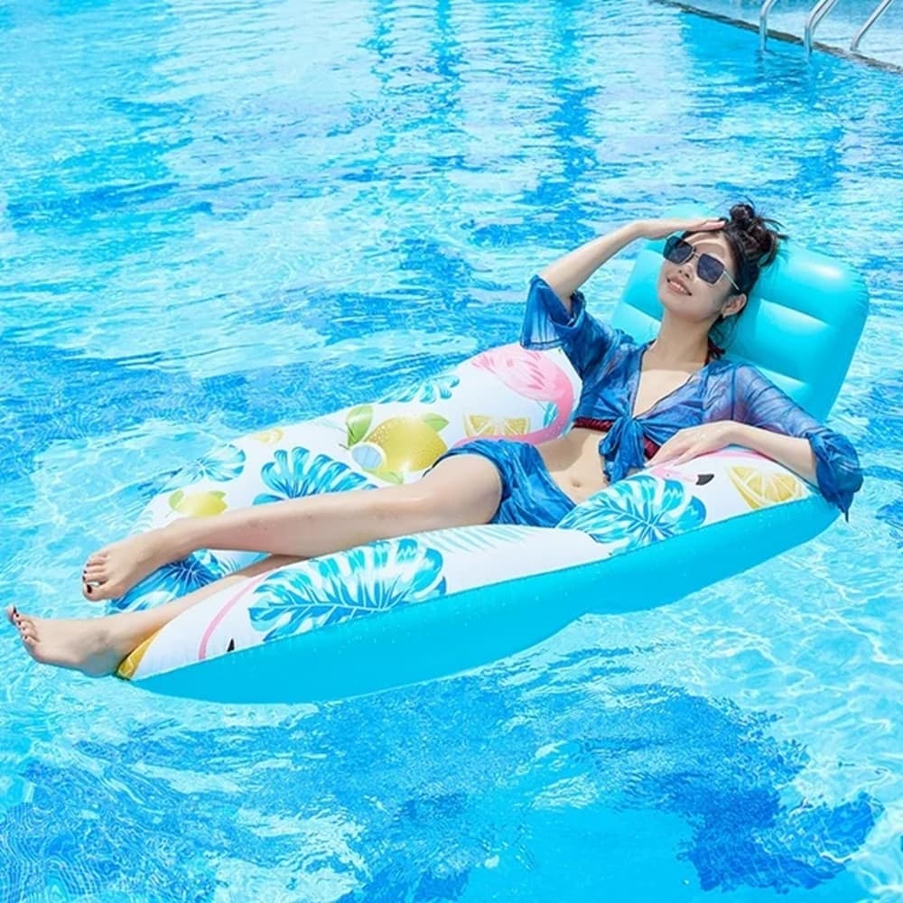 POLTRONA LOUNGE GONFIABILE GALLEGGIANTE CON PORTABICCHIERI PISCINA 170X110CM 628534 in Canotti e gonfiabili galleggianti Trade Shop italia - Napoli, commercioVirtuoso.it