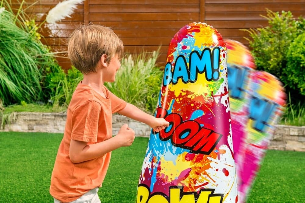 PUNGIBALL SEMPREIMPIEDI SACCO BOXE COMIC BLAST DESIGN FUMETTI 48X46X119CM BAMBINI 52630 in Manichini da boxe Trade Shop italia - Napoli, commercioVirtuoso.it