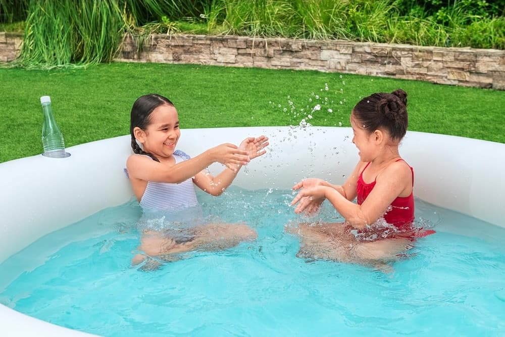 PISCINA TONDA GONFIABILE FAMILY STAMPA ARCOBALENO 206X206X51CM CON 2 PORTABICCHIERI 54443 in Piscine gonfiabili Trade Shop italia - Napoli, commercioVirtuoso.it