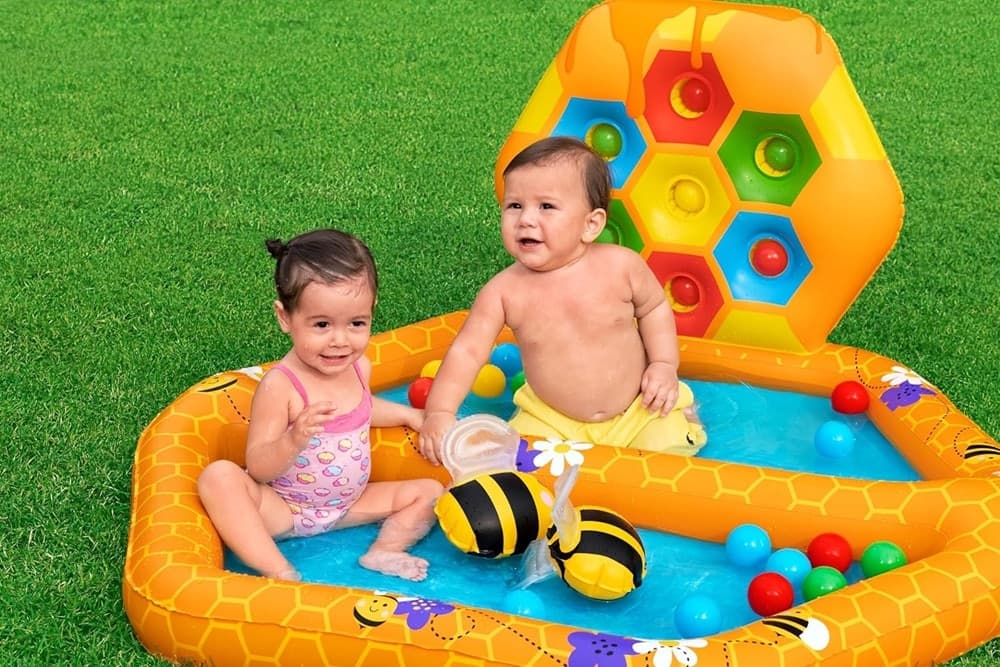 PISCINA GONFIABILE GIOCO ALVEARE PER BAMBINI CON 20 PALLINE 2 API 127X119X61CM 52639 in Piscinette per bambini Trade Shop italia - Napoli, commercioVirtuoso.it