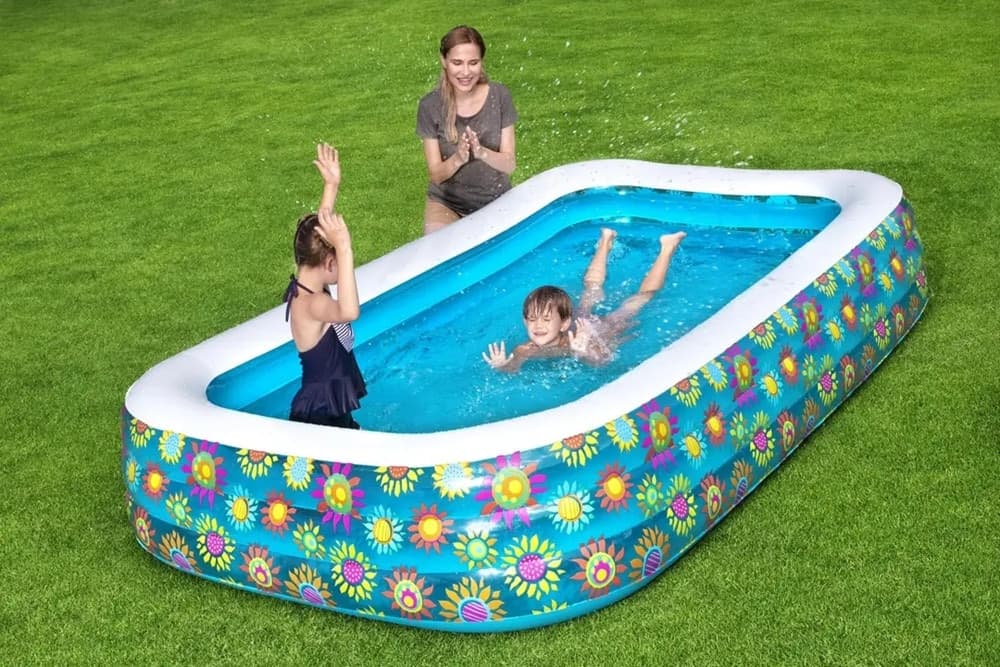PISCINA GONFIABILE FAMILY RETTANGOLARE A 3 ANELLI DECORO FIORI 305X183X56 CM 54121 in Piscinette per bambini Trade Shop italia - Napoli, commercioVirtuoso.it