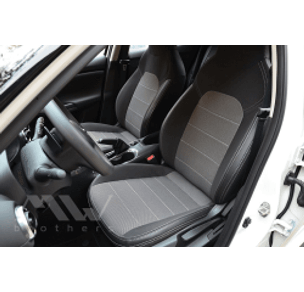 Set coprisedili su misura per Nissan Juke 2 (2019+), Comfort style in Set per interni Autooggetti.it - Roma, commercioVirtuoso.it