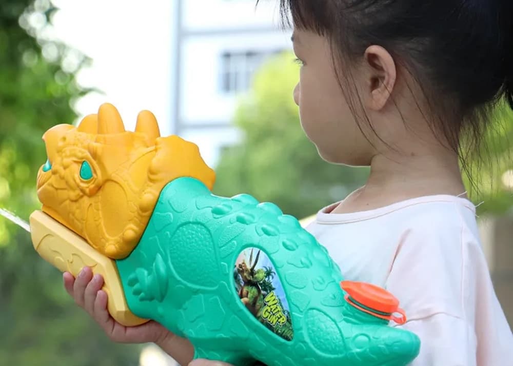 PISTOLA AD ACQUA PER BAMBINI A FORMA DI DINOSAURO TRICERATOPO 28.5CM GIOCO ESTIVO 618571 in Pistole d'acqua Trade Shop italia - Napoli, commercioVirtuoso.it