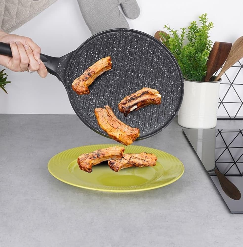 PADELLA ANTIADERENTE PIASTRA GRIGLIA TONDA PER CARNE VERDURE NERA ACCESSORI CUCINA 624390 in Padelle grill Trade Shop italia - Napoli, commercioVirtuoso.it