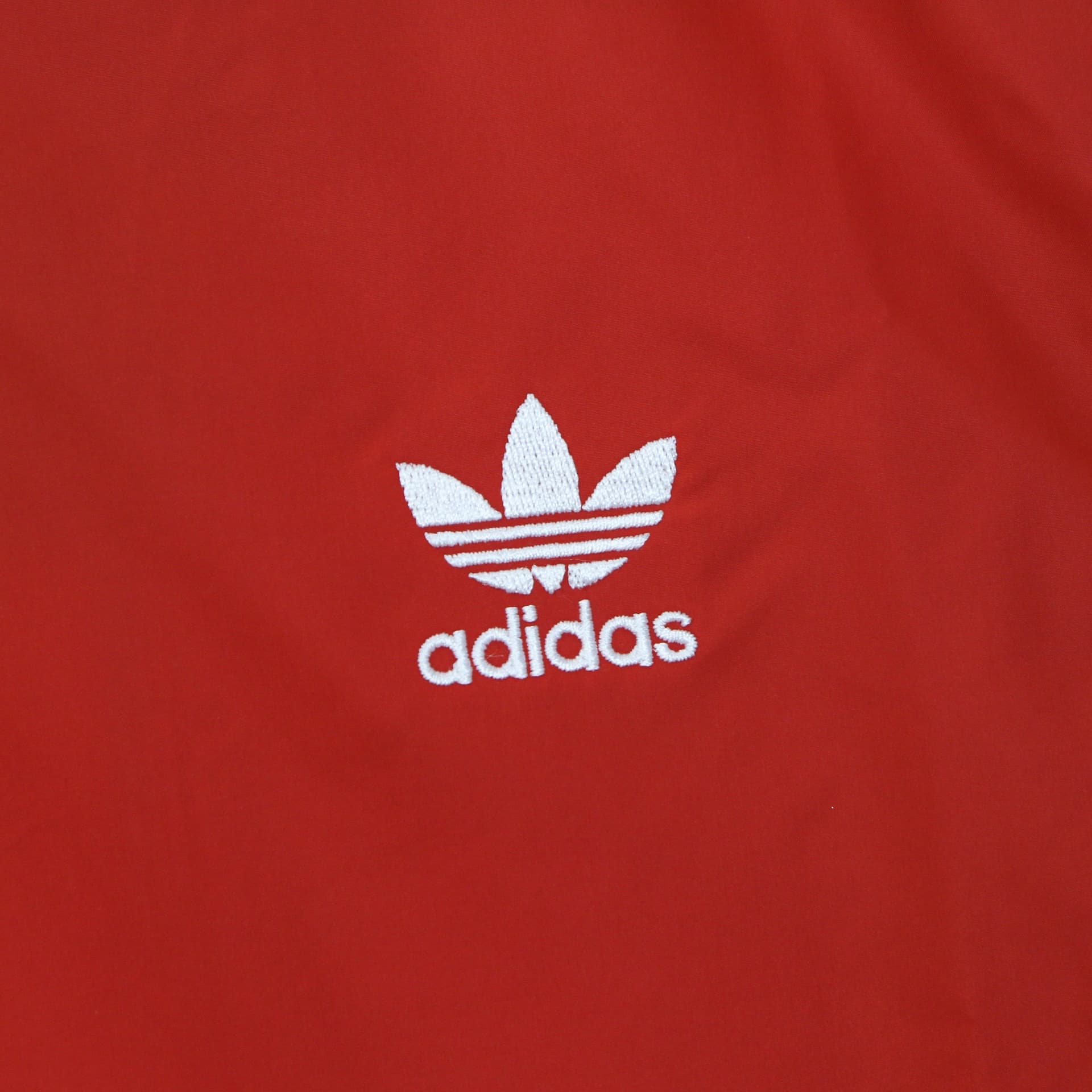 Adidas Giacca a Vento Uomo 3 Stripes Classic Adicolor Windbreaker Red da uomo in Giacche sportive e tecniche Drestige - Casamassima, commercioVirtuoso.it