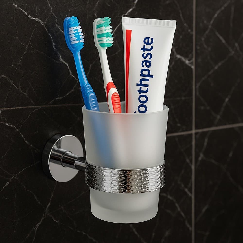 PORTA SPAZZOLINI DA DENTI IN ACCIAIO LUCIDO CON BICCHIERE VETRO SATINATO BAGNO 87917 in Porta spazzolini Trade Shop italia - Napoli, commercioVirtuoso.it
