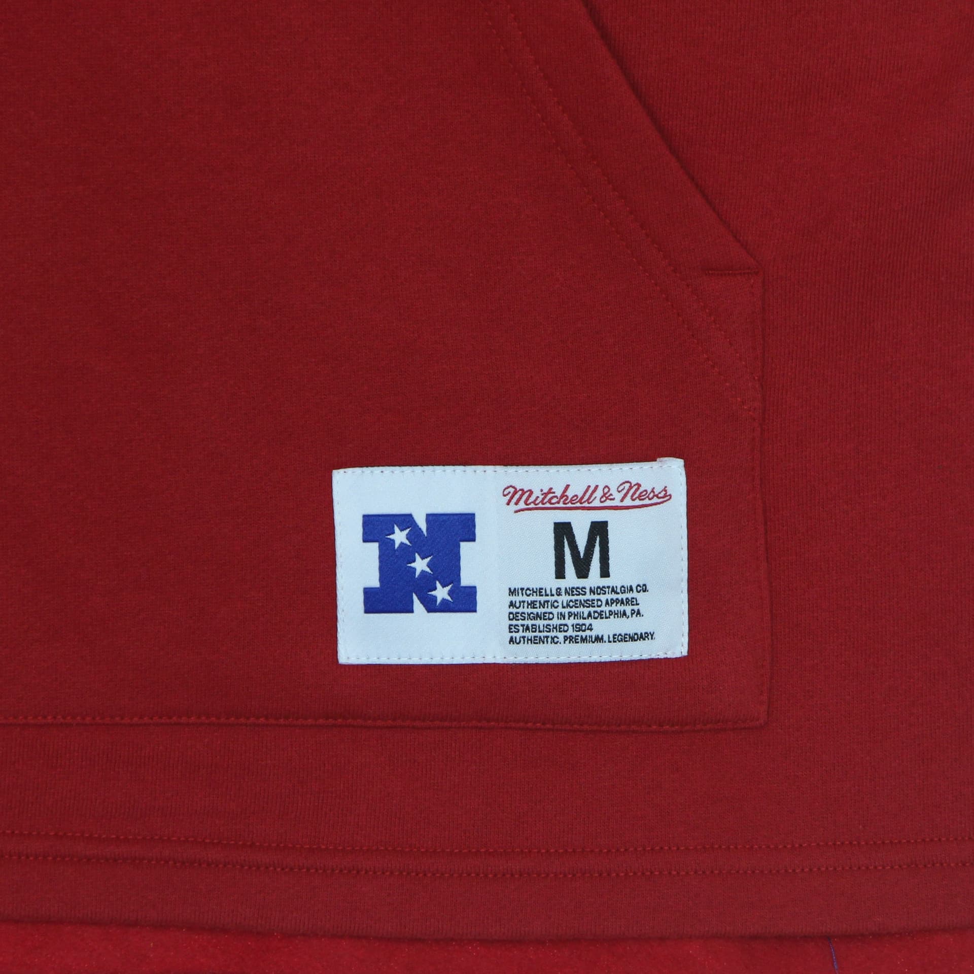 MITCHELL &amp; NESS Felpa Cappuccio Manica Corta Uomo Nfl Fleece Hoodie Tambuc Scarlet da uomo in Felpe con cappuccio Drestige - Casamassima, commercioVirtuoso.it