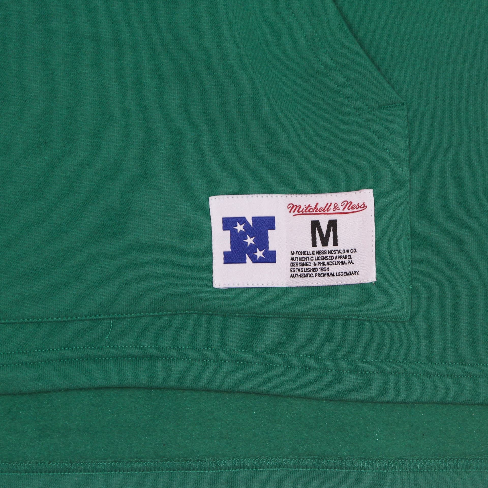 MITCHELL &amp; NESS Felpa Cappuccio Manica Corta Uomo Nfl Fleece Hoodie Phieag Dark Green da uomo in Felpe con cappuccio Drestige - Casamassima, commercioVirtuoso.it