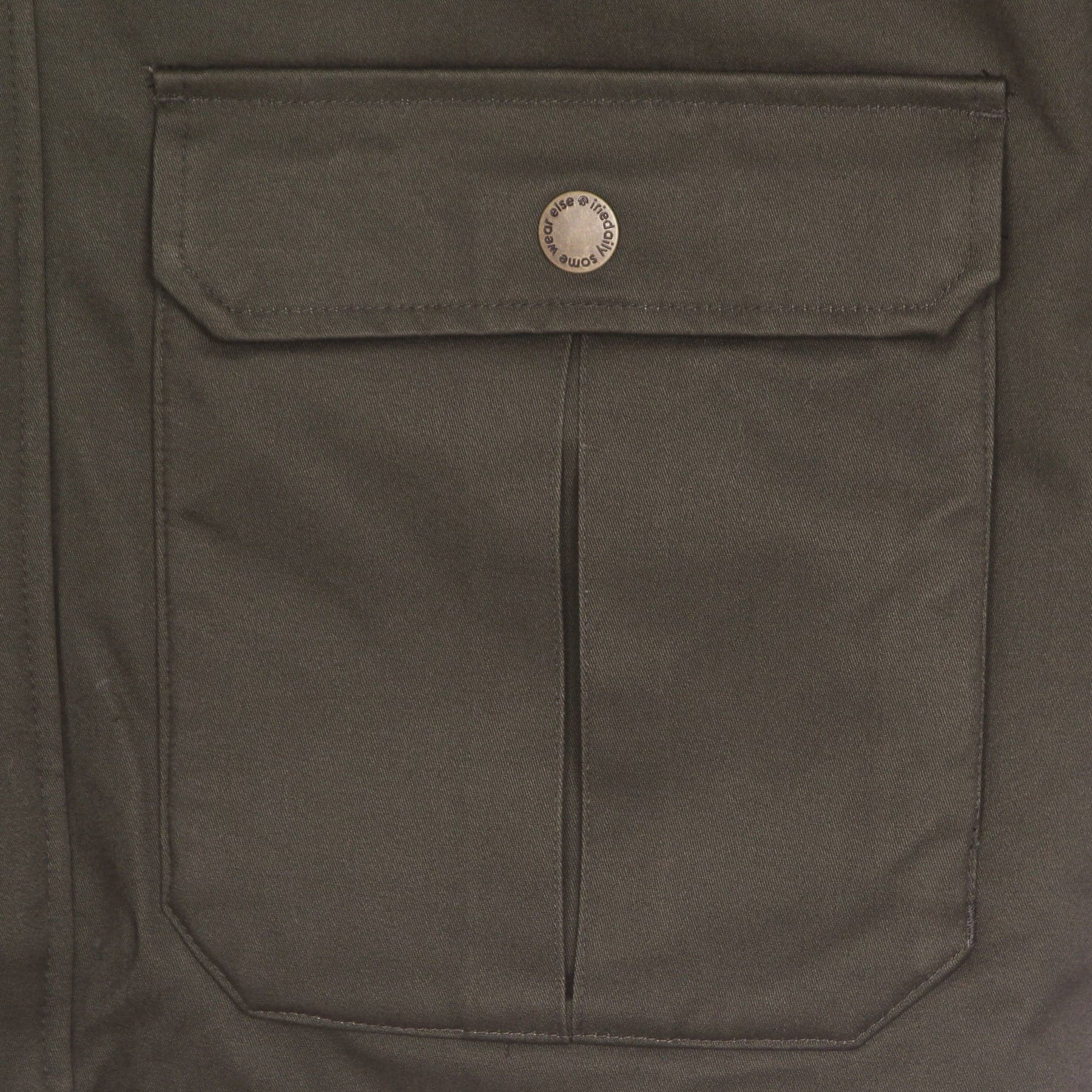IRIEDAILY Giaccone Uomo Wonderer Parka Night Olive da uomo in Giacche Drestige - Casamassima, commercioVirtuoso.it