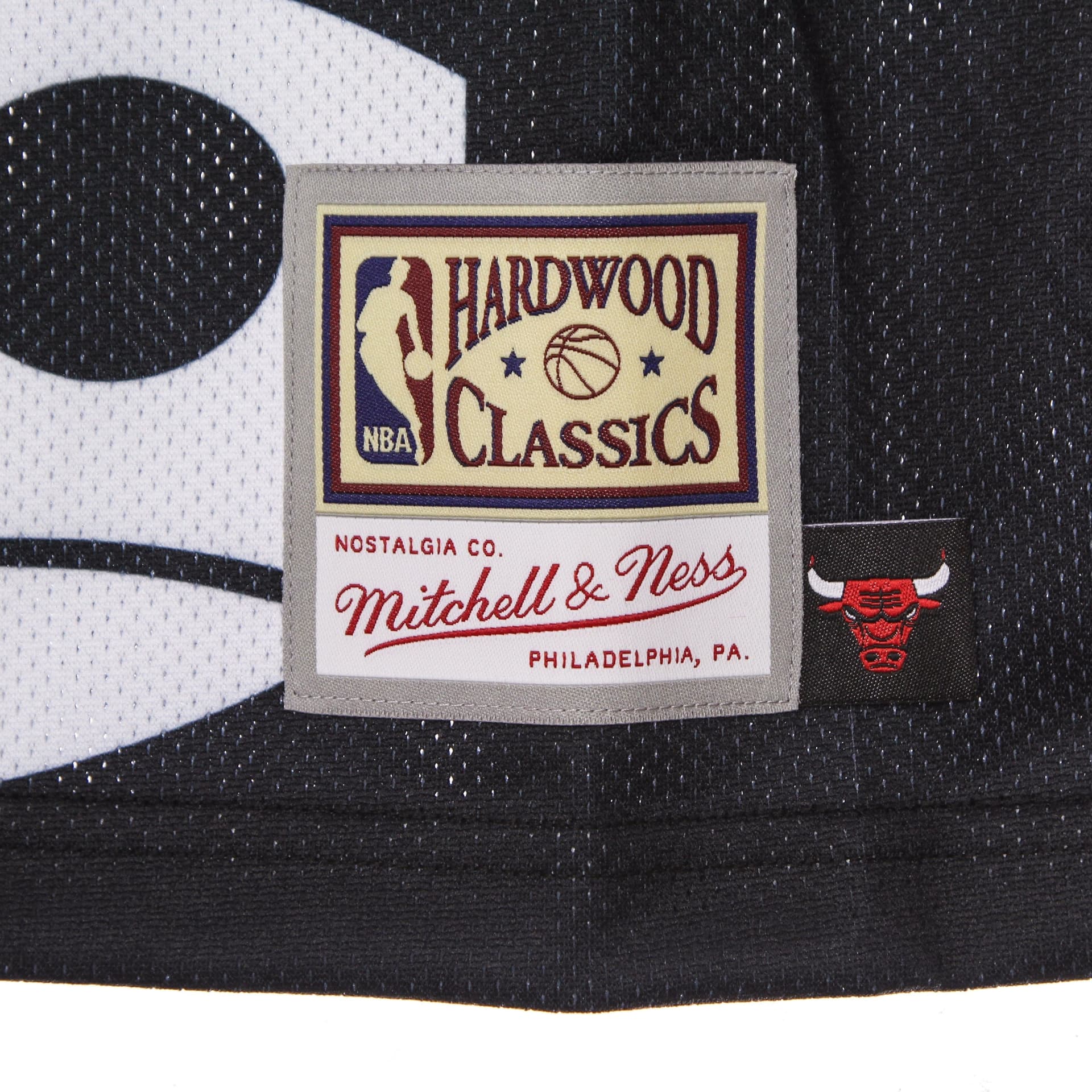 MITCHELL &amp; NESS Canotta Tipo Basket Uomo Nba Big Face 3.0 Fashion Tank Hardwood Classics Chibul Black da uomo in T-Shirt Drestige - Casamassima, commercioVirtuoso.it