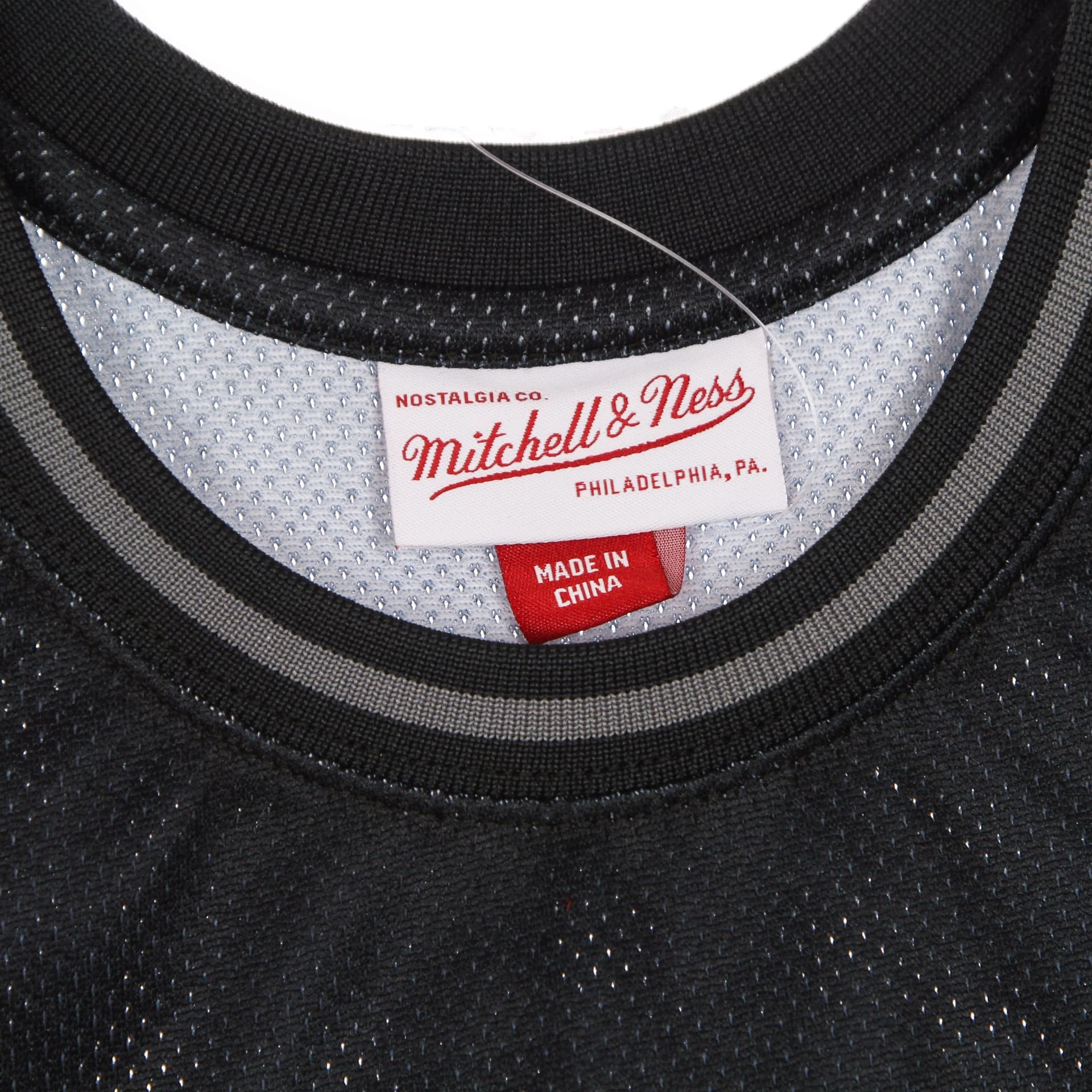 MITCHELL &amp; NESS Canotta Tipo Basket Uomo Nba Big Face 3.0 Fashion Tank Hardwood Classics Chibul Black da uomo in T-Shirt Drestige - Casamassima, commercioVirtuoso.it