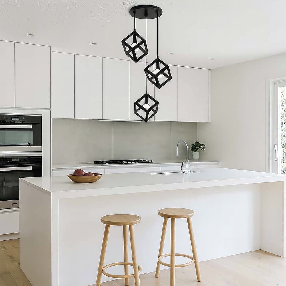 LAMPADARIO DA SOFFITTO A SOSPENSIONE 3 CUBI 3D STILE GEOMETRICO ATTACCO E27 IP20 LP-47 in Lampade a sospensione Trade Shop italia - Napoli, commercioVirtuoso.it
