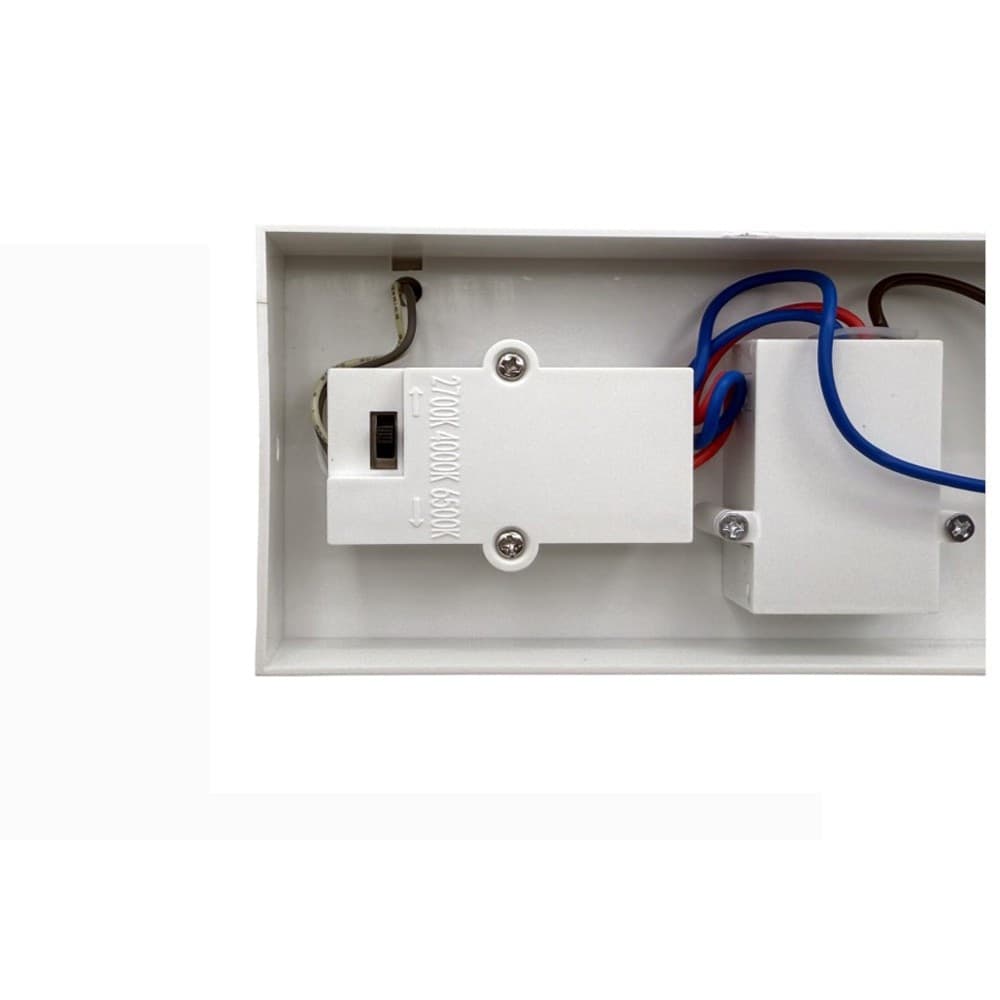 APPLIQUE PER ESTERNO 10 W CON SENSORE PIR DI MOVIMENTO TECNOLOGIA CCT IP54 SS-ESA-013C in Lampade da parete Trade Shop italia - Napoli, commercioVirtuoso.it