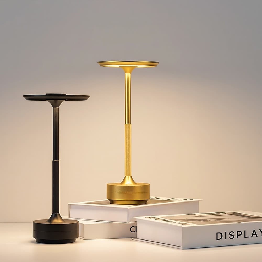 LAMPADA DA TAVOLO MODERNA 3W LUME RICARICABILE TOUCH DIMMERABILE TECNOLOGIA CCT D38-3C in Lampade da tavolo e abat-jour Trade Shop italia - Napoli, commercioVirtuoso.it