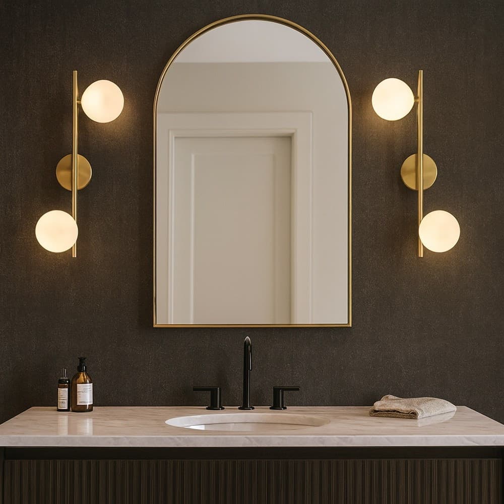 APPLIQUE DA PARETE STRUTTURA IN METALLO BRONZO MINIMAL CON ATTACCO G9 2 SFERE OPACHE AQ41 in Applique Trade Shop italia - Napoli, commercioVirtuoso.it