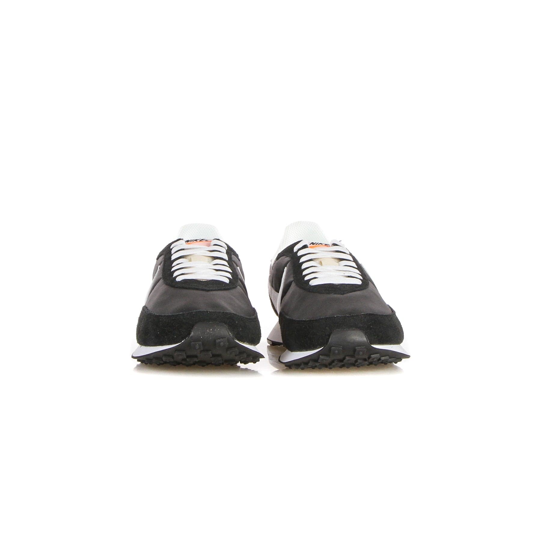 Nike Scarpa Bassa Uomo Waffle Trainer 2 Black/white/sail/total Orange da uomo in Scarpe da corsa su strada Drestige - Casamassima, commercioVirtuoso.it