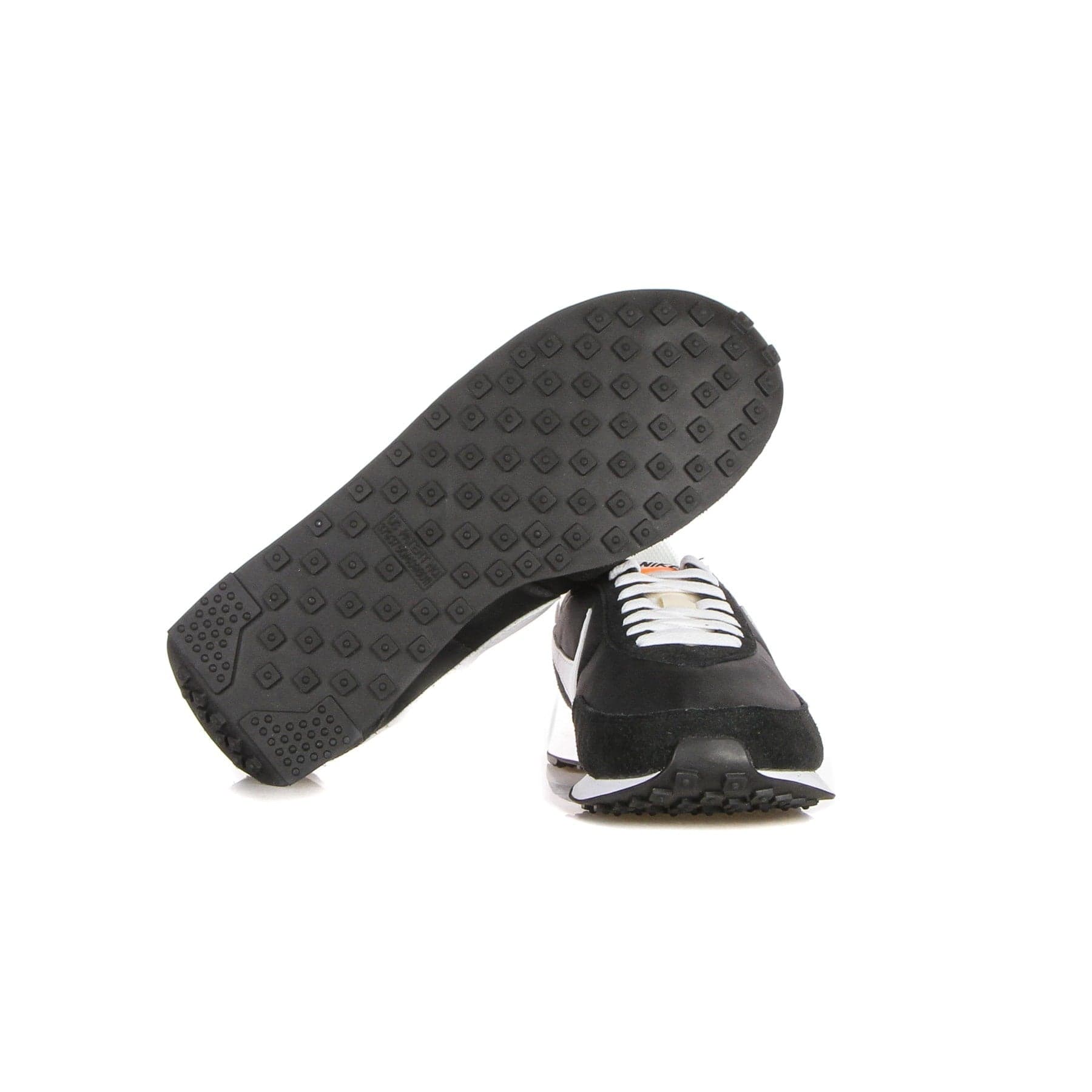 Nike Scarpa Bassa Uomo Waffle Trainer 2 Black/white/sail/total Orange da uomo in Scarpe da corsa su strada Drestige - Casamassima, commercioVirtuoso.it