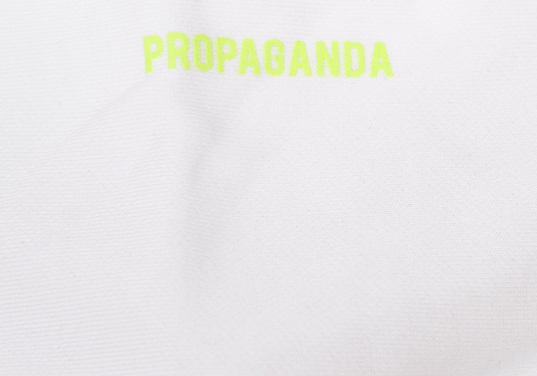 PROPAGANDA Felpa Cappuccio Uomo Scarful Hoodie White da uomo in Felpe con cappuccio Drestige - Casamassima, commercioVirtuoso.it
