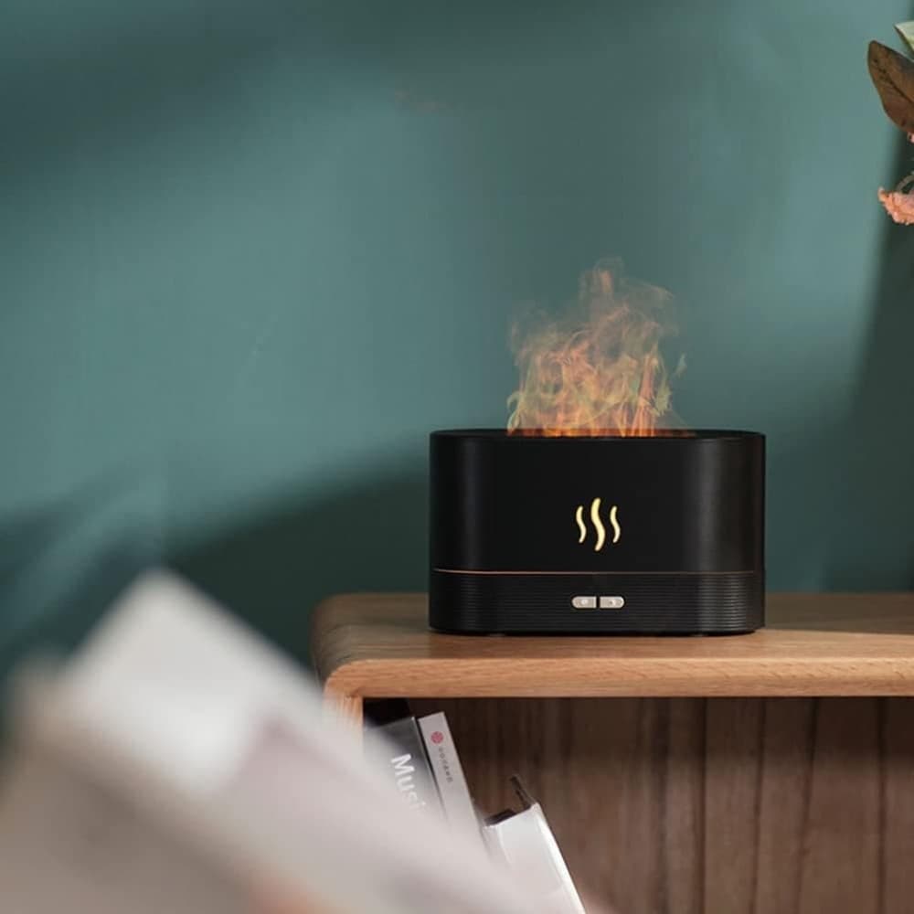 DIFFUSORE UMIDIFICATORE A NEBBIA LUCE EFFETTO FIAMMA SUPER SILENZIOSO PER CAMERA UFFICIO in Accessori per la profumazione della casa Trade Shop italia - Napoli, commercioVirtuoso.it