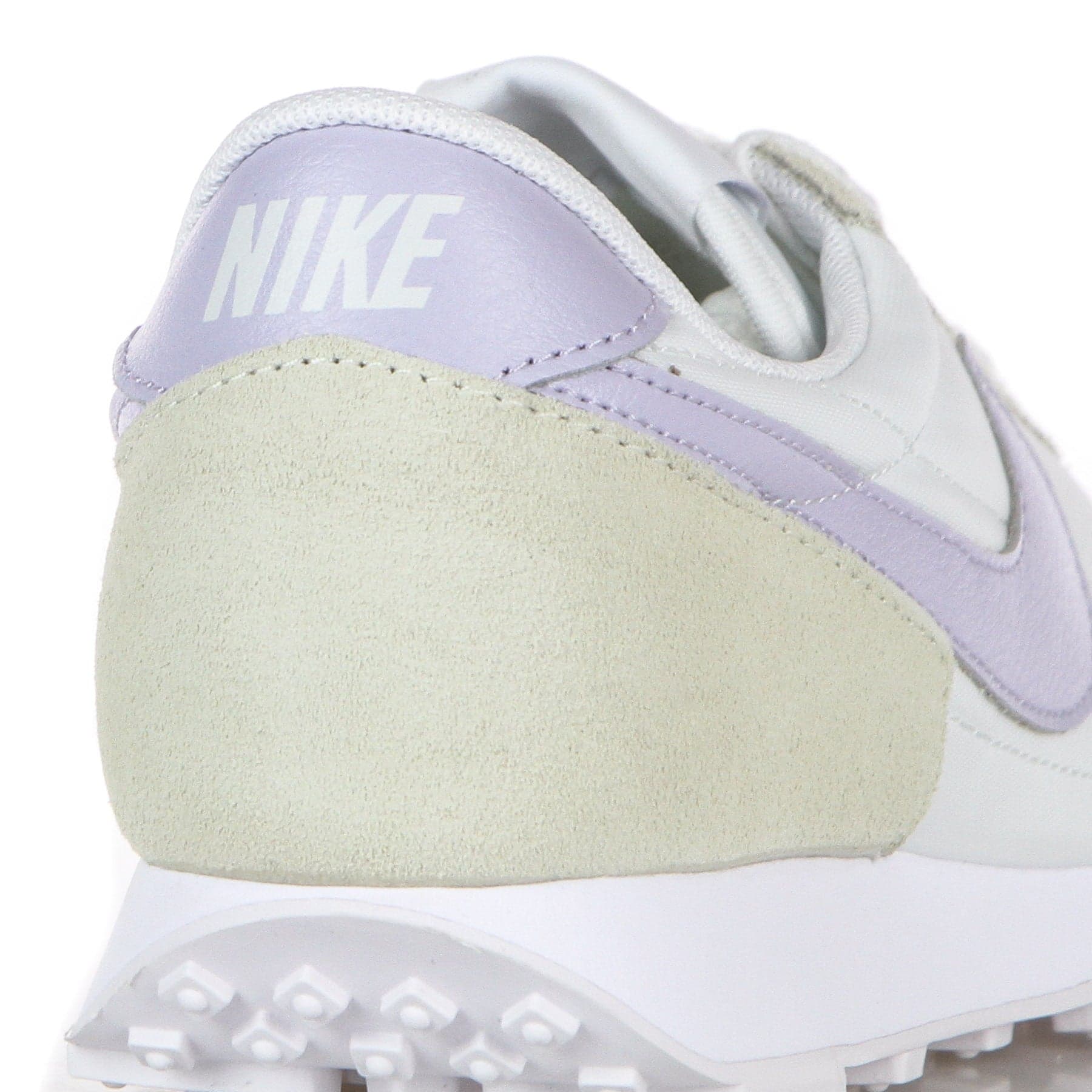 Nike Scarpa Bassa Donna W Dbreak Cashmere/pure Violet/summit White/black da donna in Sneaker casual Drestige - Casamassima, commercioVirtuoso.it