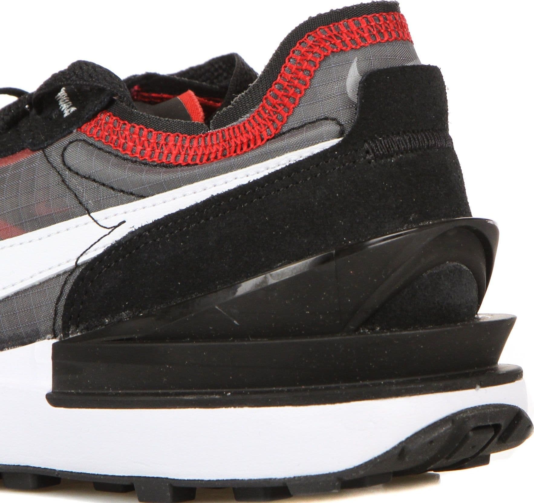 Nike Scarpa Bassa Uomo Waffle One Black/white/sport Red da uomo in Sneaker casual Drestige - Casamassima, commercioVirtuoso.it
