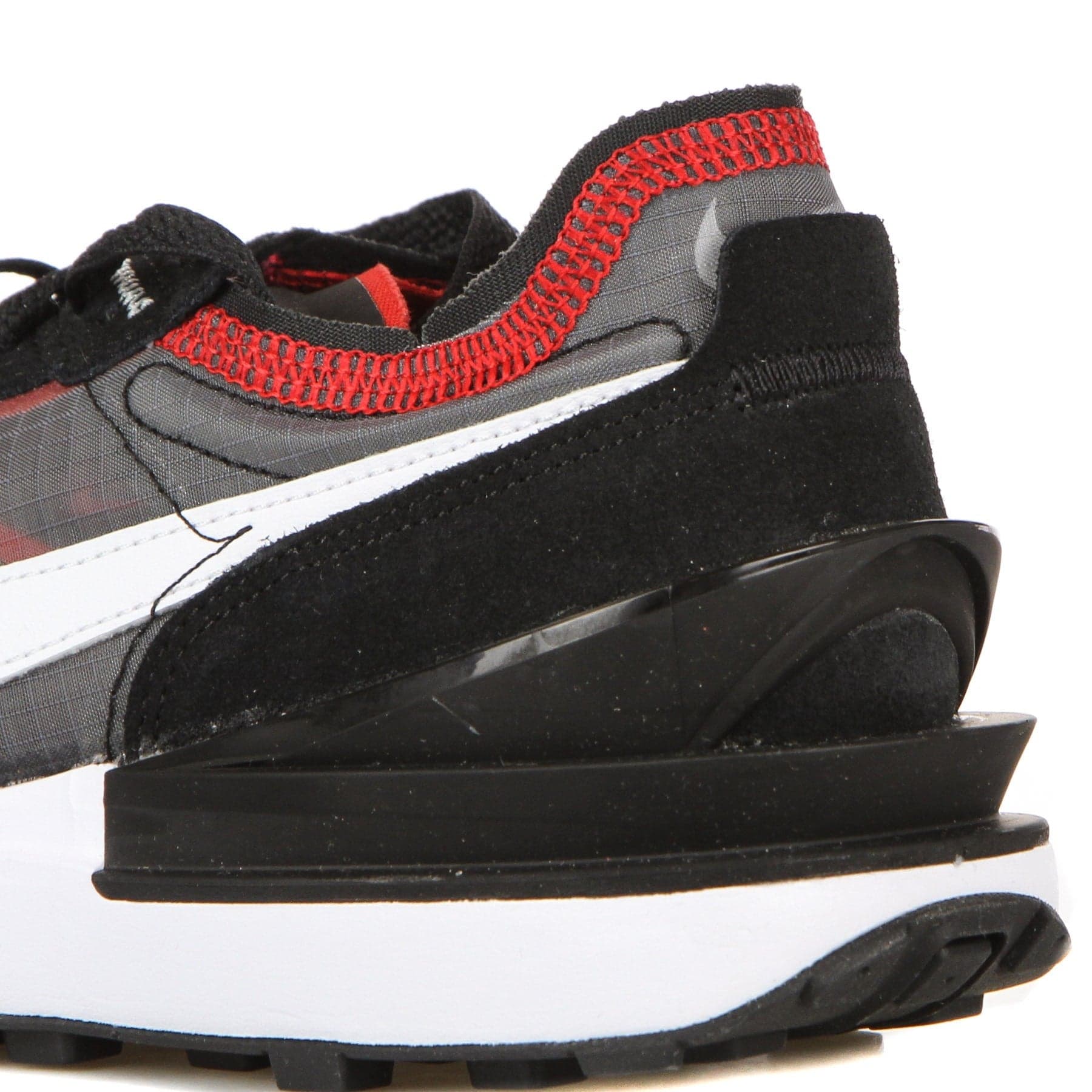 Nike Scarpa Bassa Uomo Waffle One Black/white/sport Red da uomo in Sneaker casual Drestige - Casamassima, commercioVirtuoso.it