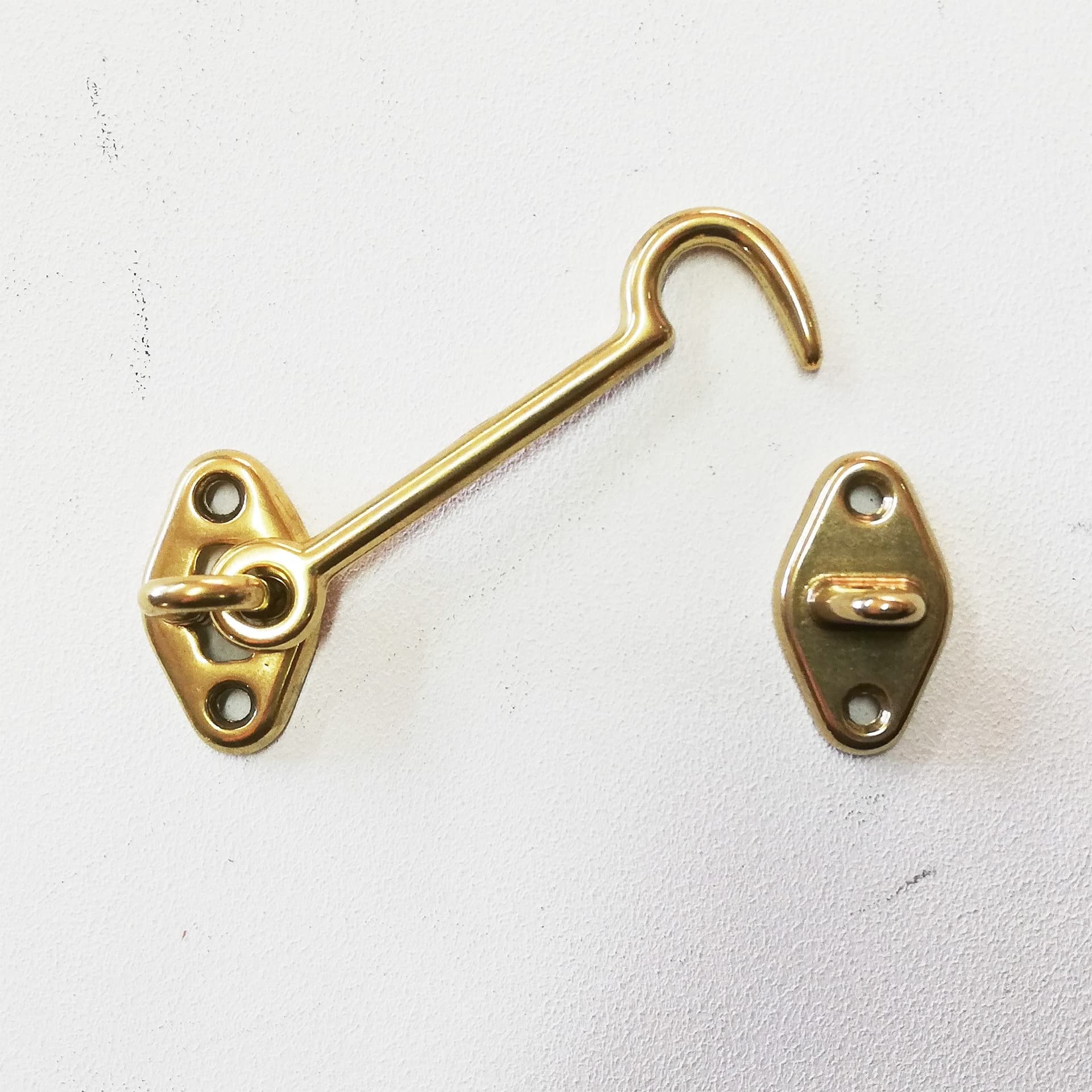 Gancio in ottone da 80mm per porte e finestre in Chiavistelli e catenacci Aloiserw.com - Altomonte, commercioVirtuoso.it