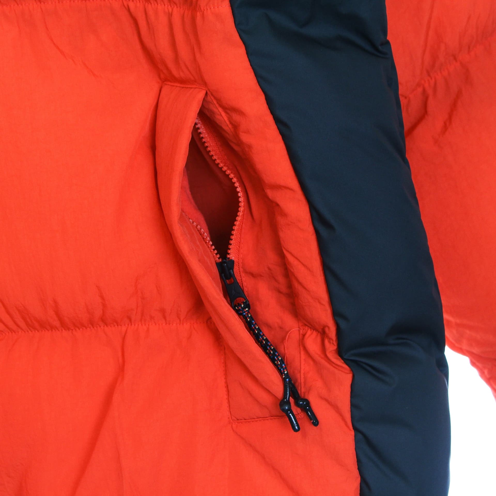 JORDAN Piumino Uomo Essential Puffer Jacket Chile Red da uomo in Giacche sportive e tecniche Drestige - Casamassima, commercioVirtuoso.it