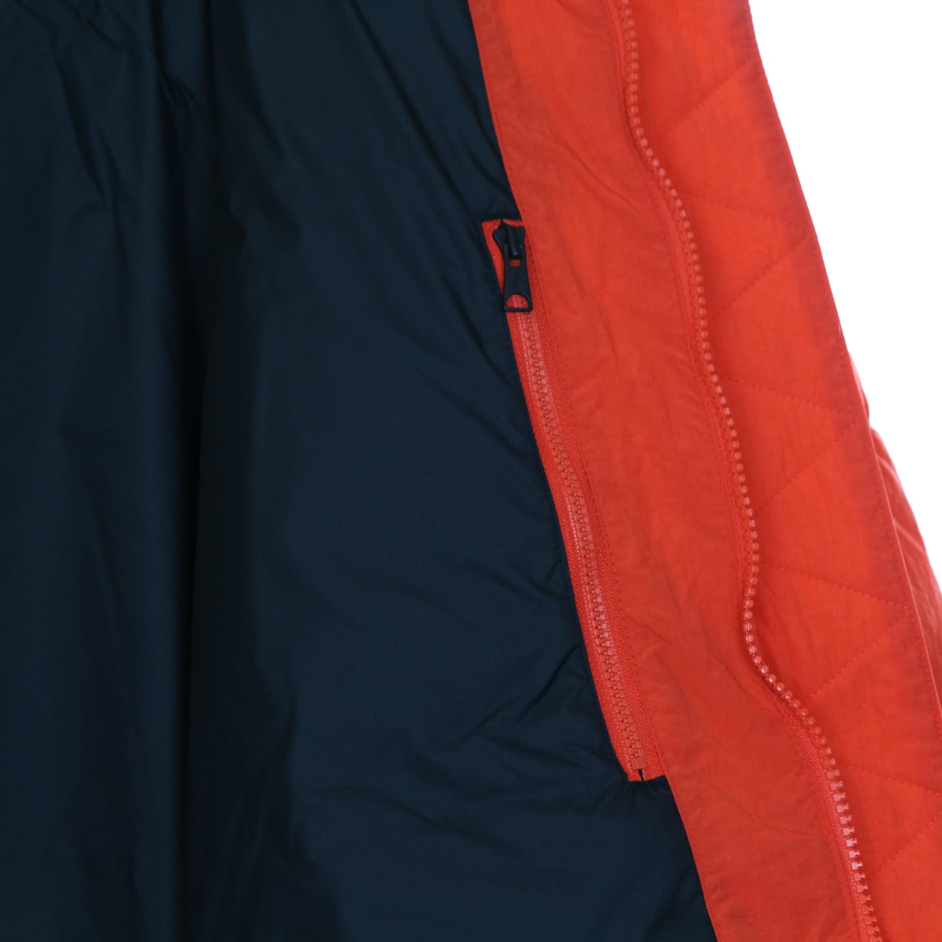 JORDAN Piumino Uomo Essential Puffer Jacket Chile Red da uomo in Giacche sportive e tecniche Drestige - Casamassima, commercioVirtuoso.it