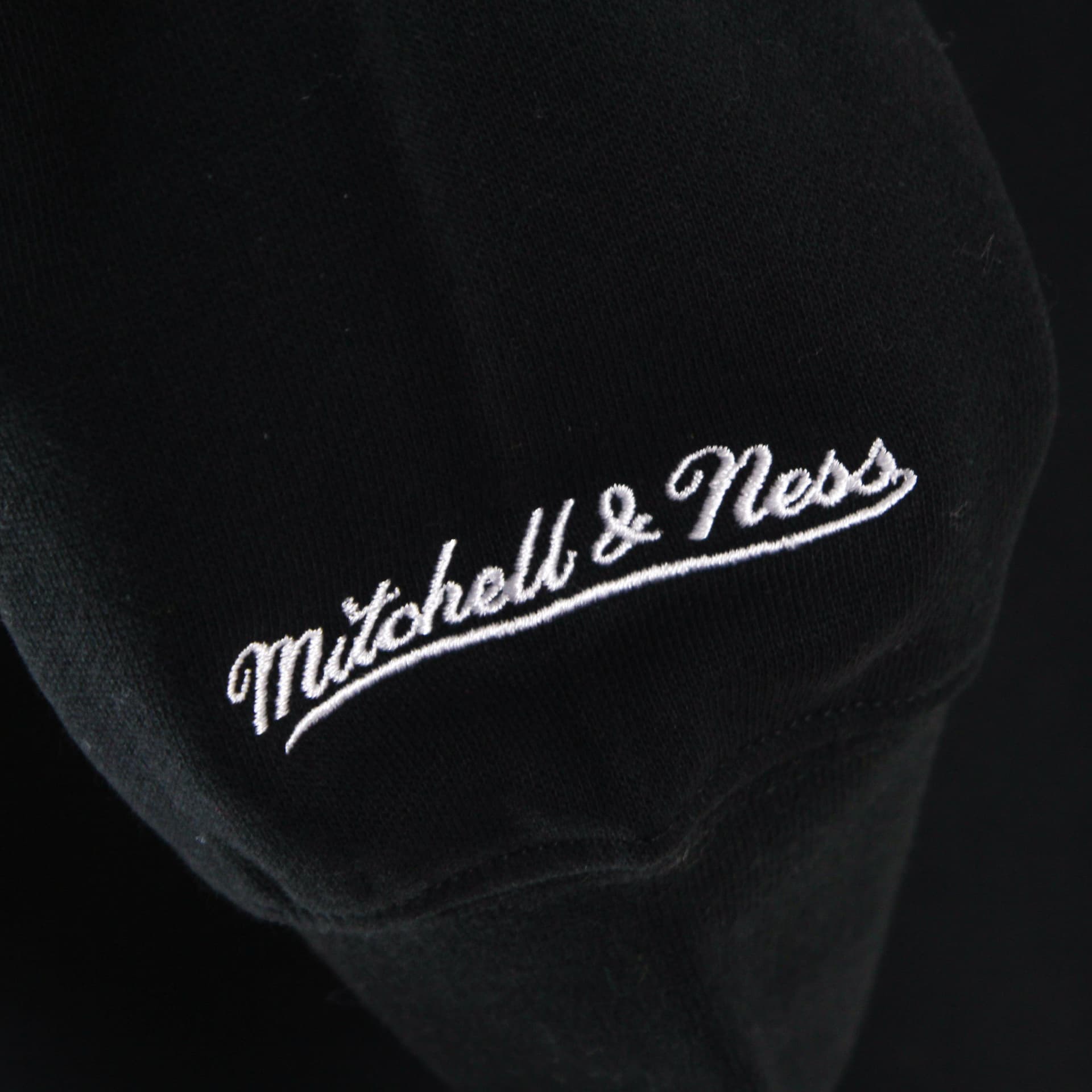 MITCHELL &amp; NESS Felpa Girocollo Uomo Nfl Overtime Fleece Crew Oakrai Original Team Colors da uomo in Felpe con cappuccio Drestige - Casamassima, commercioVirtuoso.it
