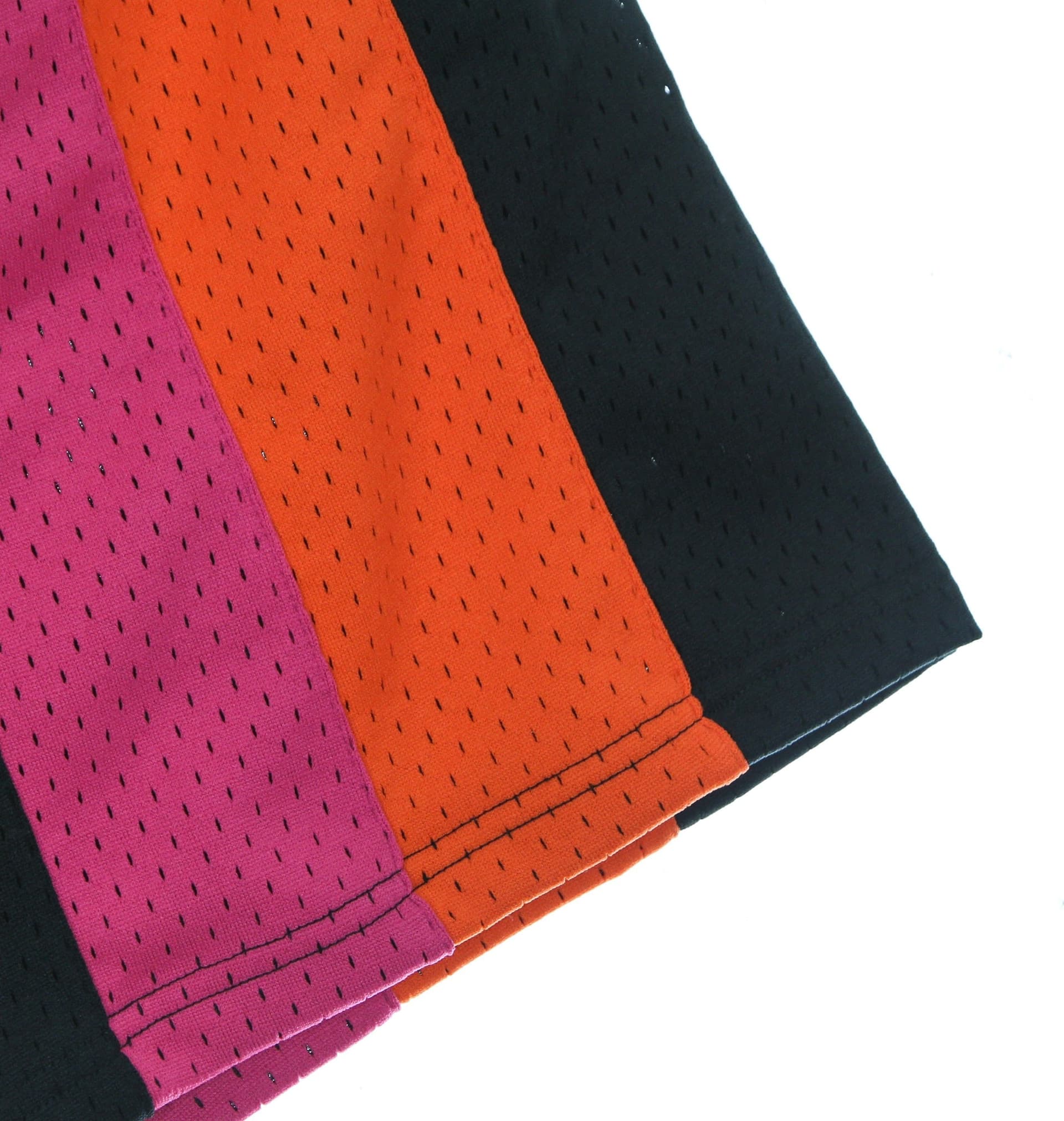 MITCHELL &amp; NESS Pantaloncino Basket Uomo Nba Swingman Shorts Hardwood Classics 2005 Miahea Original Team Colors da uomo in Pantaloncini sportivi Drestige - Casamassima, commercioVirtuoso.it