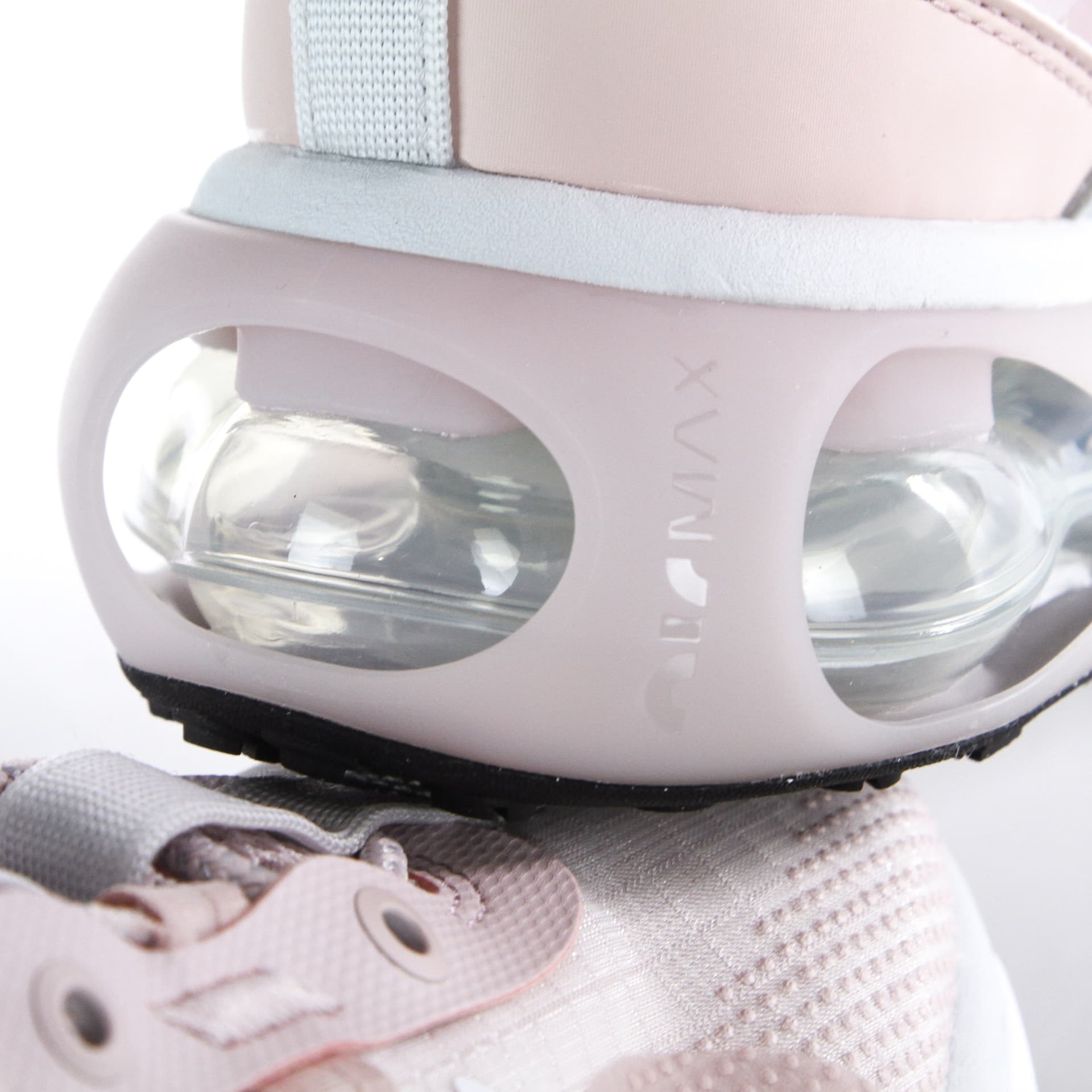 Nike Scarpa Bassa Donna W Air Max 2021 Barely Rose/white/pure Platinum da donna in Scarpe da corsa su strada Drestige - Casamassima, commercioVirtuoso.it