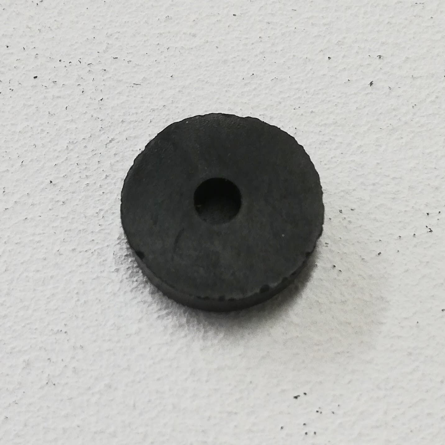 Guarnizione in gomma nera per rubinetti (vendita a coppia) in Rondelle piatte Aloiserw.com - Altomonte, commercioVirtuoso.it