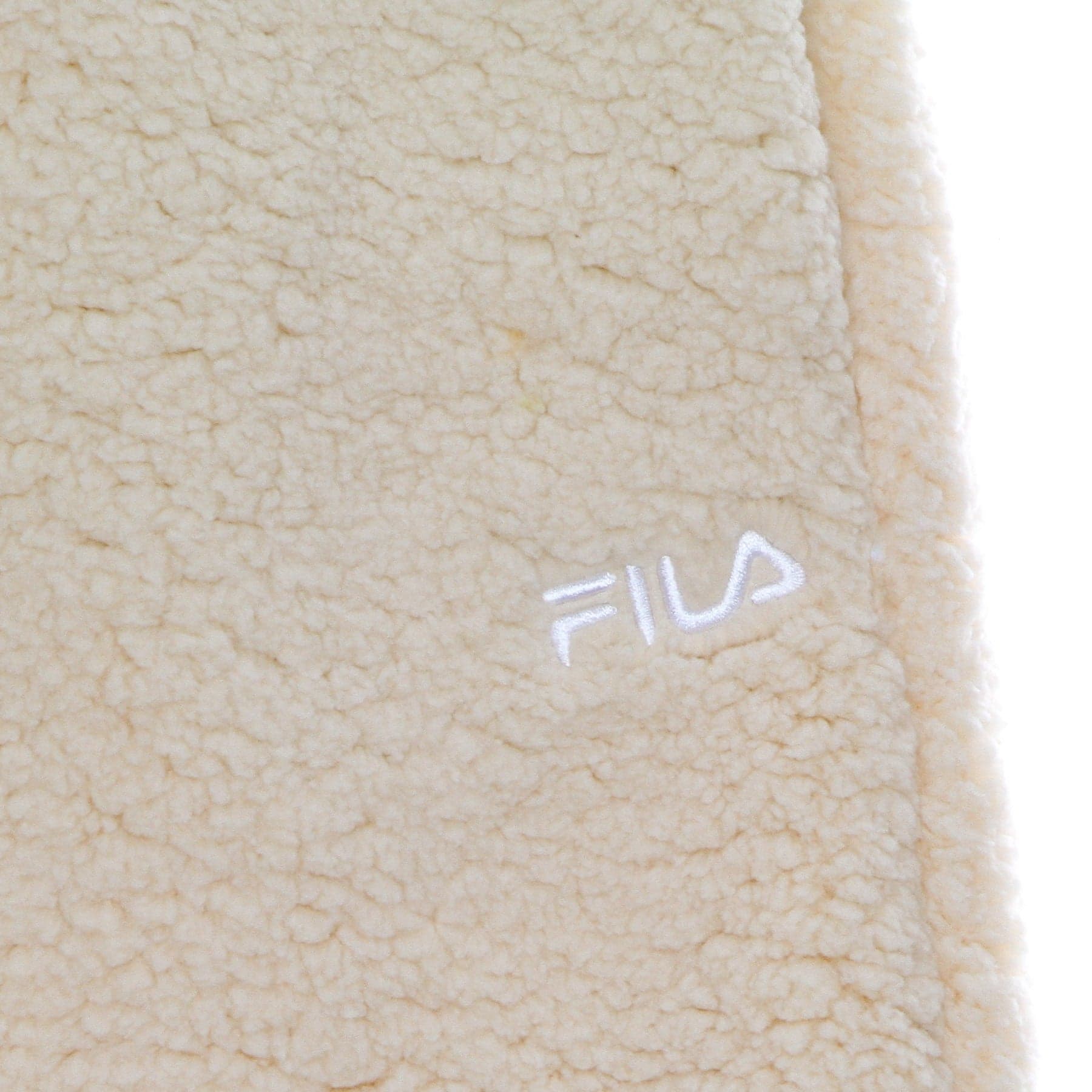 FILA Pantalone Tuta Felpato Donna Yule Sherpa Pants Brazilian Sand da donna in Pantaloni sportivi Drestige - Casamassima, commercioVirtuoso.it