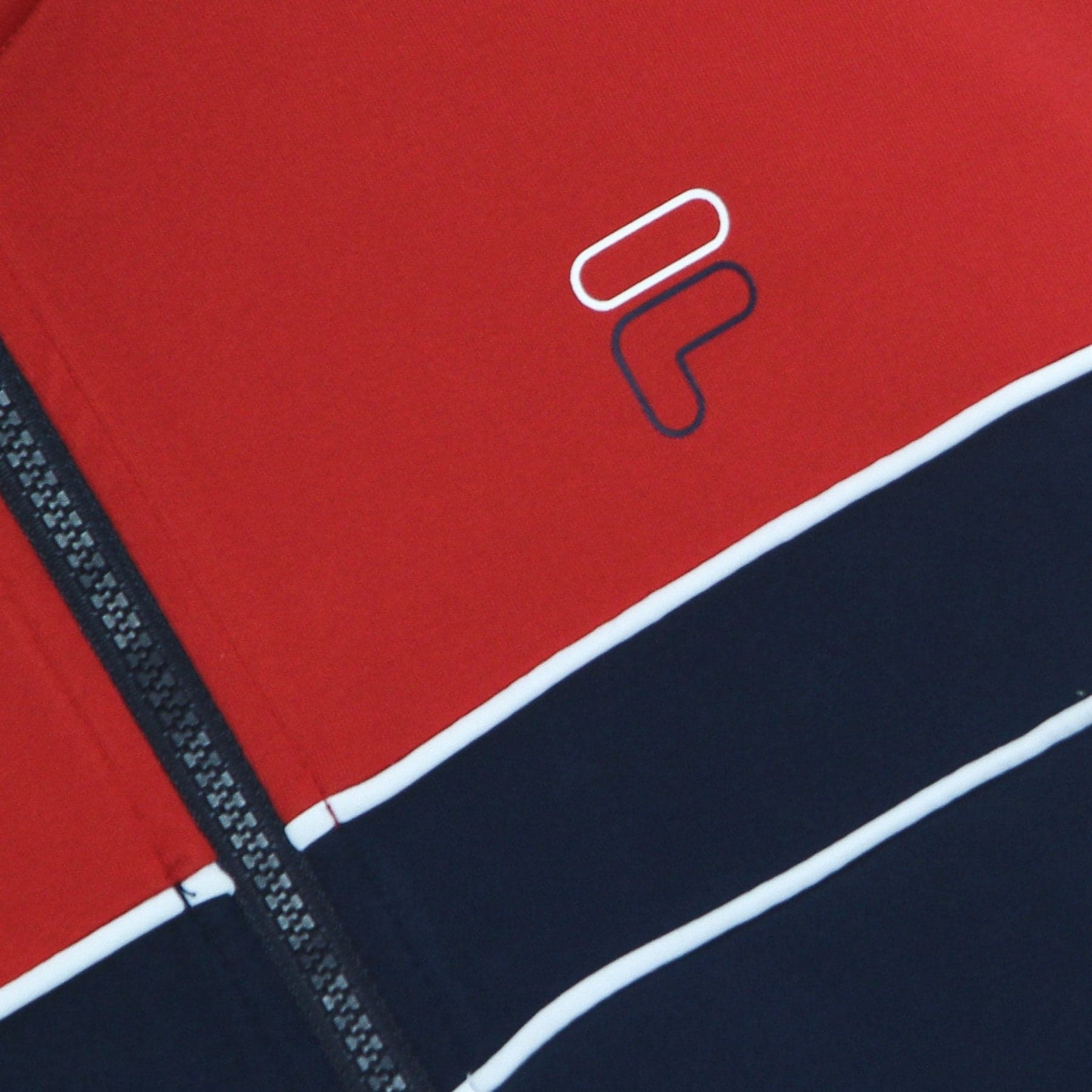 FILA Giacca Tuta Uomo Pele Track Jacket Black Iris/true Red da uomo in Giacche sportive e tecniche Drestige - Casamassima, commercioVirtuoso.it