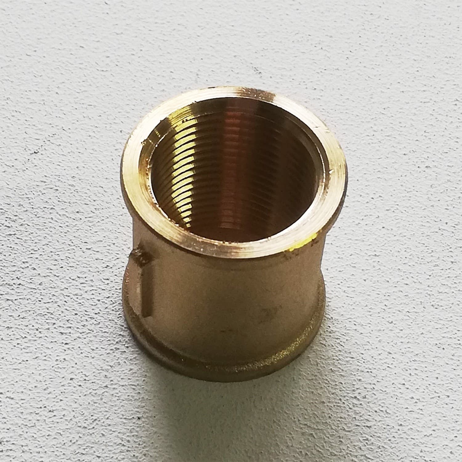 Manicotto da 1/2" FF in ottone in Raccordi di riduzione Aloiserw.com - Altomonte, commercioVirtuoso.it