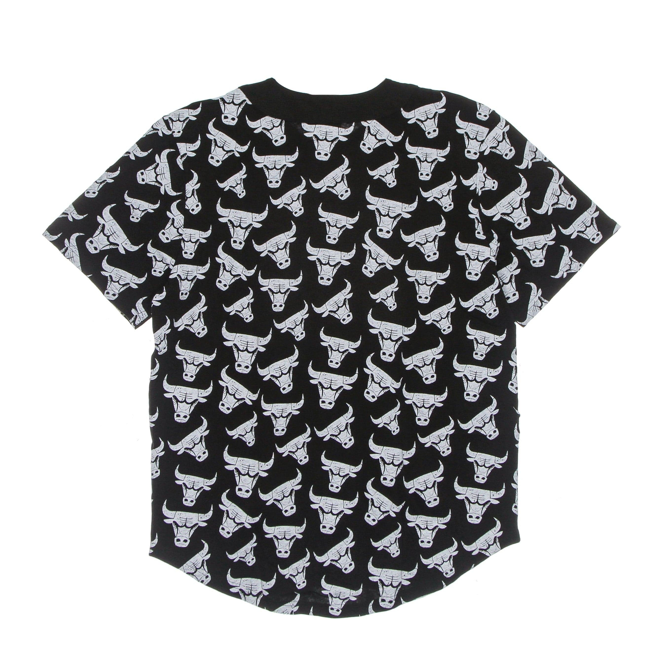 NEW ERA Casacca Bottoni Uomo Nba Aop Distressed Logo Button Up Chibul Black da uomo in T-Shirt Drestige - Casamassima, commercioVirtuoso.it