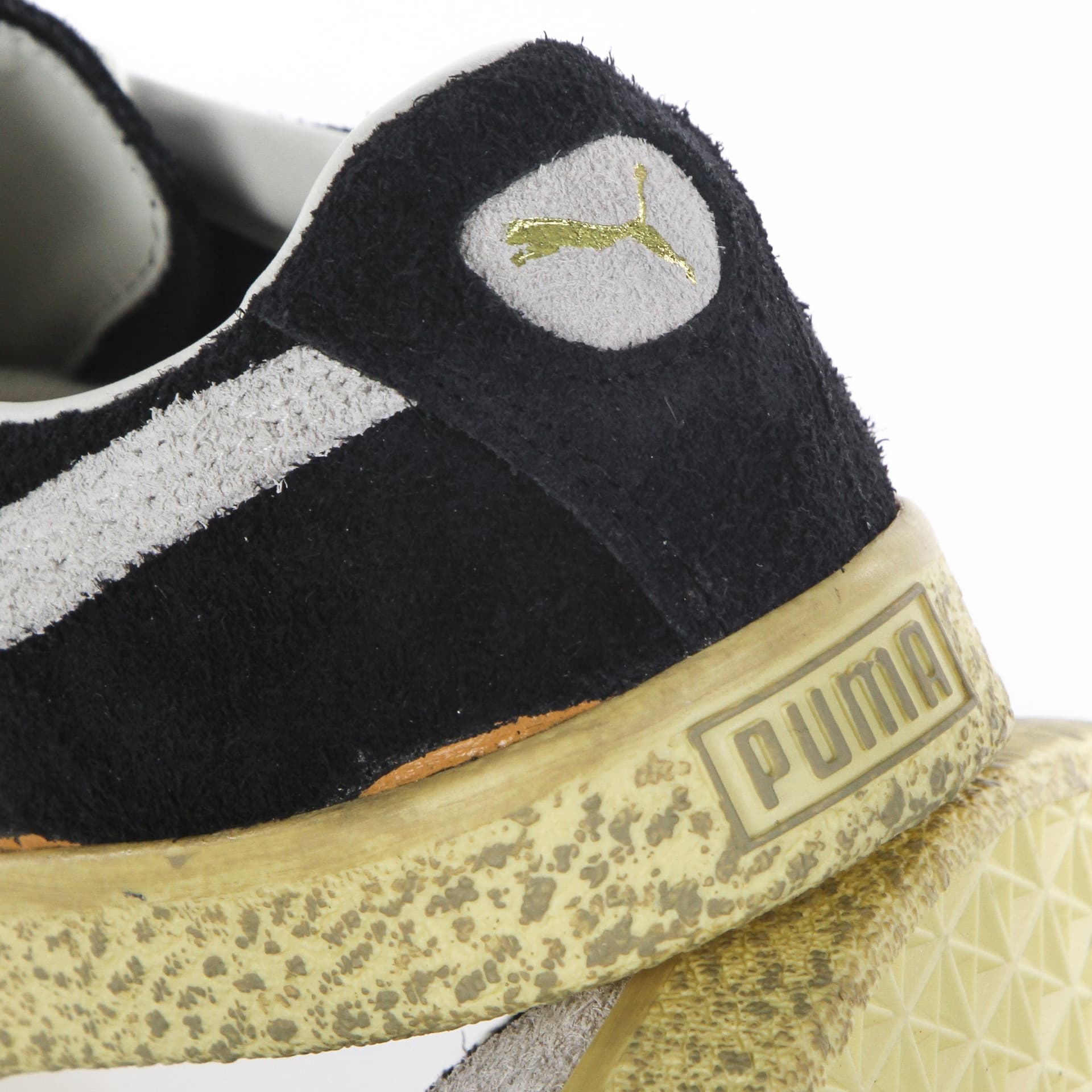 PUMA Scarpa Bassa Uomo Suede Vtg the Never Worn Black/whisper White/mellow Yellow da uomo in Sneaker casual Drestige - Casamassima, commercioVirtuoso.it